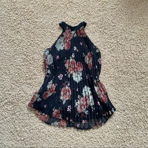 ✨ (Make an Offer!) • Floral Pleated High-Neck Blouse